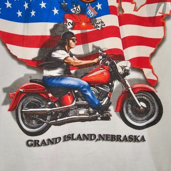 2000 Harley Davidson T-Shirt (USA pocket) - *Grand Island, Nebraska* (Back side) - Picture 9 of 10